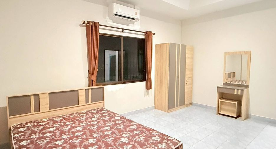 For rent 3 bedrooms house in East Pattaya, Pattaya