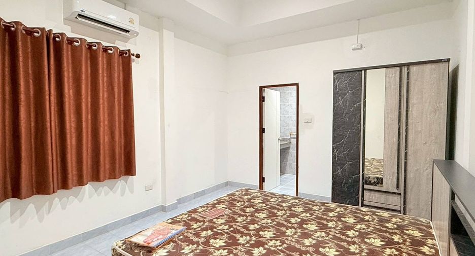 For rent 3 bedrooms house in East Pattaya, Pattaya