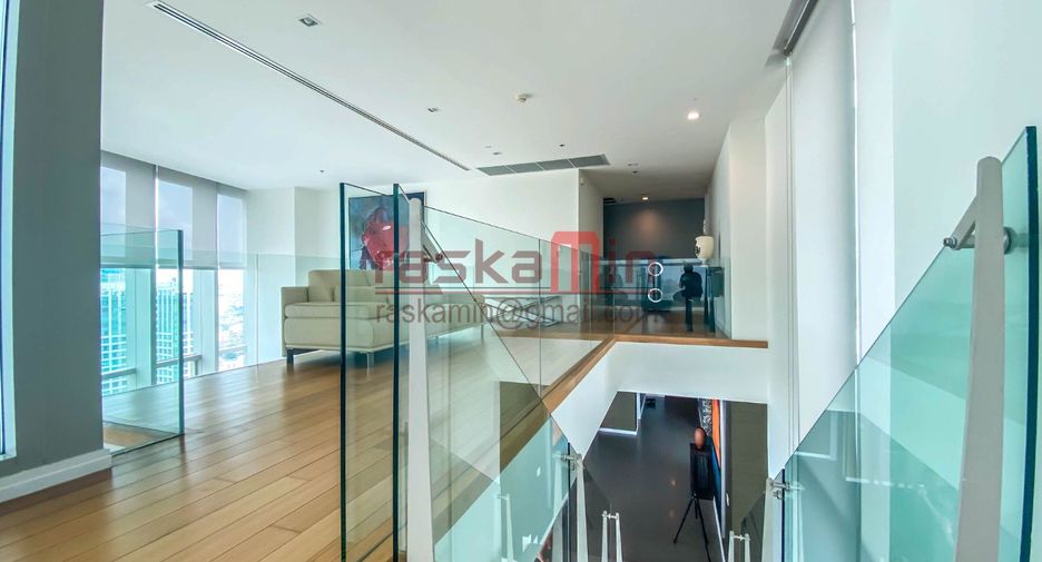 À vendre 4 chambres condo à Sathon, Bangkok