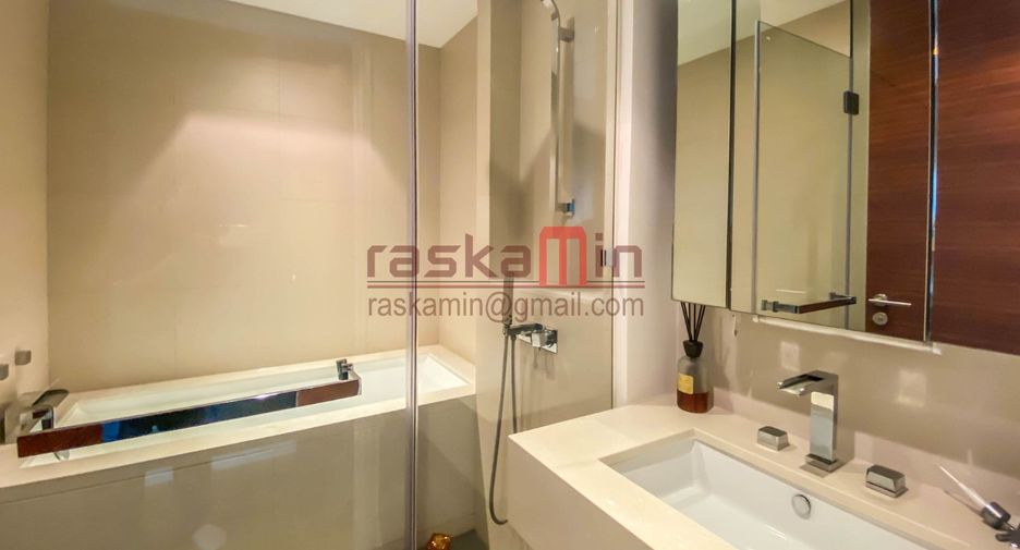 À vendre 4 chambres condo à Sathon, Bangkok