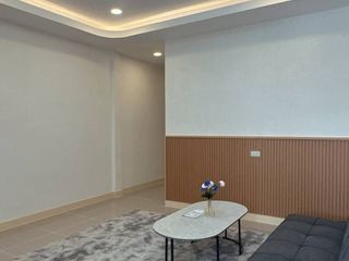 For sale 2 bedrooms townhouse in Si Racha, Chonburi