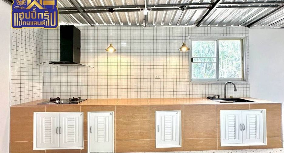 Haus zum Kauf mit 3 Zimmer in Si Racha, Chonburi