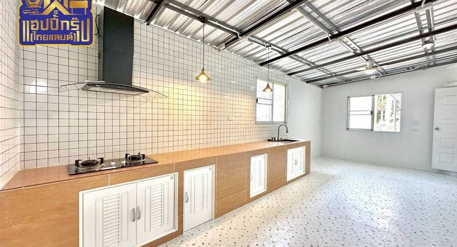 Haus zum Kauf mit 3 Zimmer in Si Racha, Chonburi