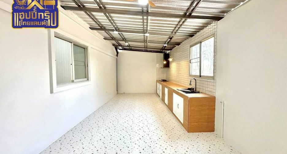 Haus zum Kauf mit 3 Zimmer in Si Racha, Chonburi