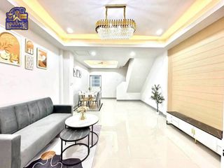For sale 2 bedrooms townhouse in Ban Bueng, Chonburi