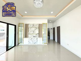 Продажа 3 спальни дом в Si Racha, Чонбури