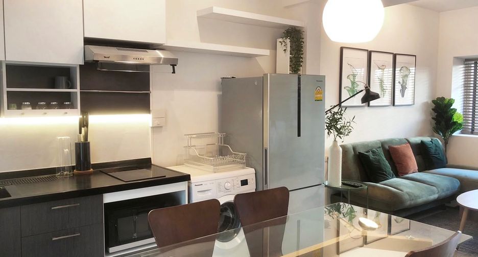 For rent 2 ベッドルーム townhouse in Bang Phli, Samut Prakan