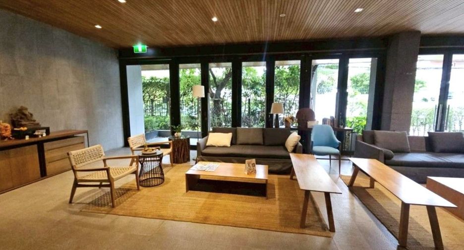 For rent 2 bedrooms condo in Watthana, Bangkok