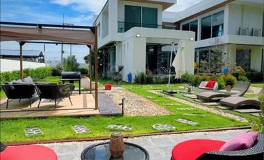Haus zur Miete mit 5 Zimmer in Cha Am, Phetchaburi