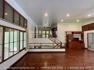 For rent 2 bedrooms house in Pathum Wan, Bangkok