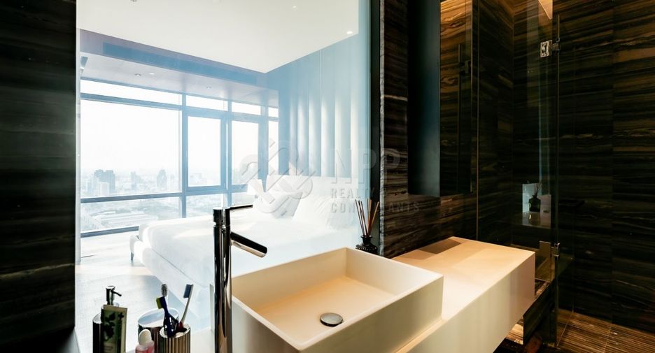 For sale 1 bed condo in Watthana, Bangkok