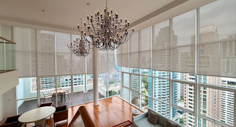 For rent 4 bedrooms serviced apartment in Pathum Wan, Bangkok