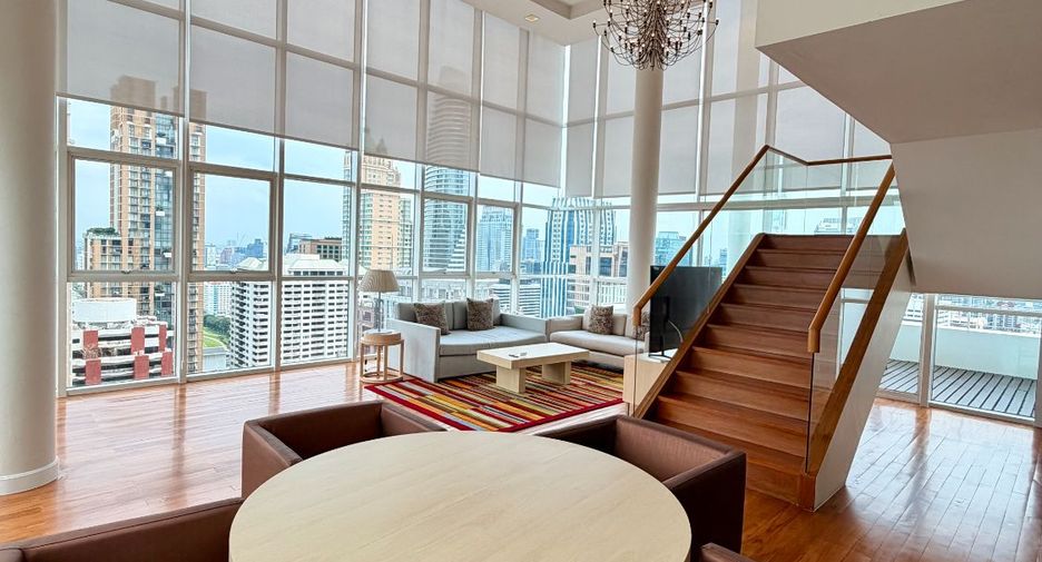 For rent 4 bedrooms serviced apartment in Pathum Wan, Bangkok