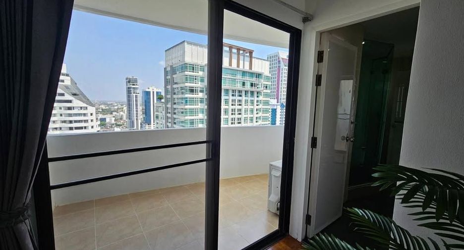 ให้เช่า 3 ห้องนอน คอนโด ใน วัฒนา, กรุงเทพฯ