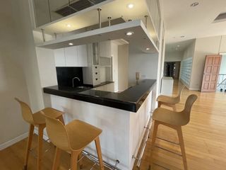 For rent 4 bedrooms condo in Watthana, Bangkok