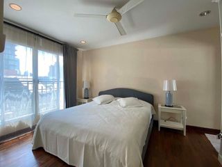 For rent 4 bedrooms townhouse in Watthana, Bangkok