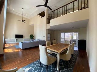 For rent 4 bedrooms townhouse in Watthana, Bangkok