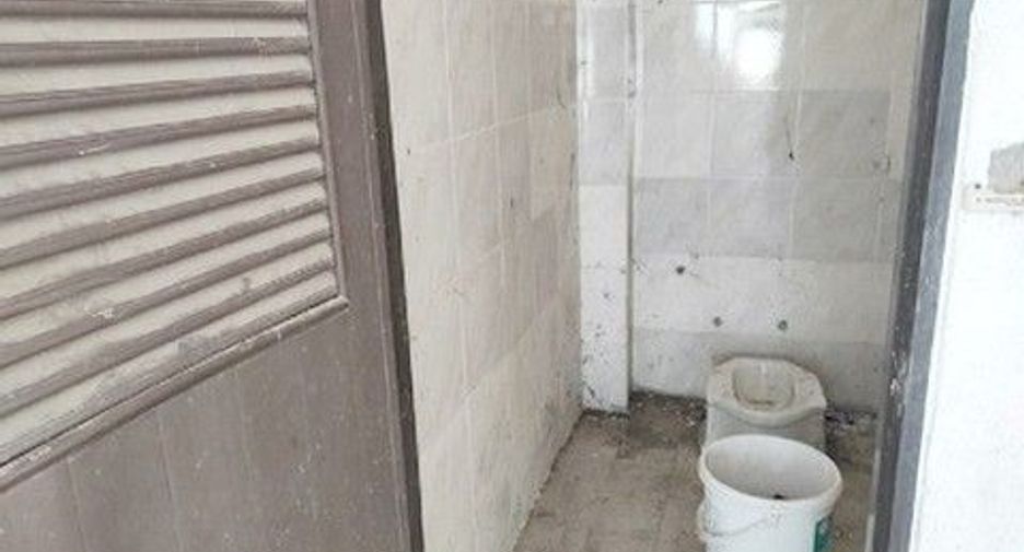 Gewerbefläche zum Kauf mit 1 Zimmer in At Samat, Roi Et
