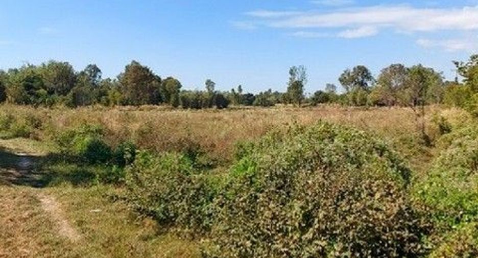 Terreno en venta en At Samat, Roi Et