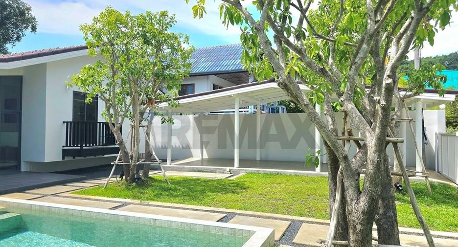 For sale 4 bedrooms villa in Ko Samui, Surat Thani
