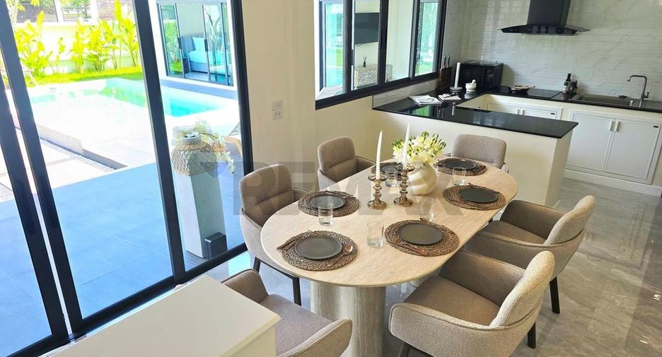 For sale 4 bedrooms villa in Ko Samui, Surat Thani