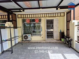 À vendre 3 chambres maison de ville à Bang Khen, Bangkok