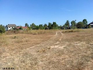 Продажа Участок в Loeng Nok Tha, Yasothon