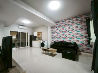 For rent 2 bedrooms townhouse in Bang Phli, Samut Prakan