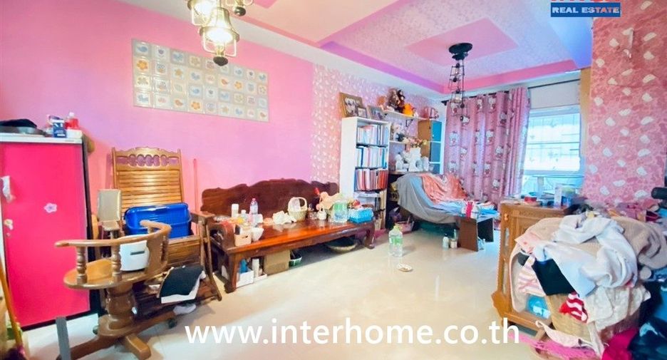 For sale 3 bedrooms townhouse in Khlong Luang, Pathum Thani