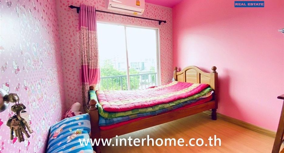 For sale 3 bedrooms townhouse in Khlong Luang, Pathum Thani