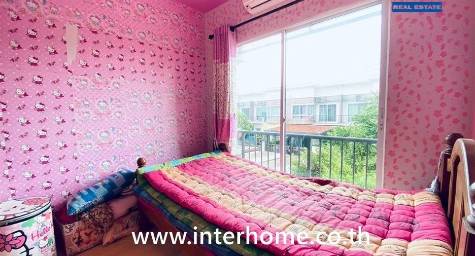 For sale 3 bedrooms townhouse in Khlong Luang, Pathum Thani