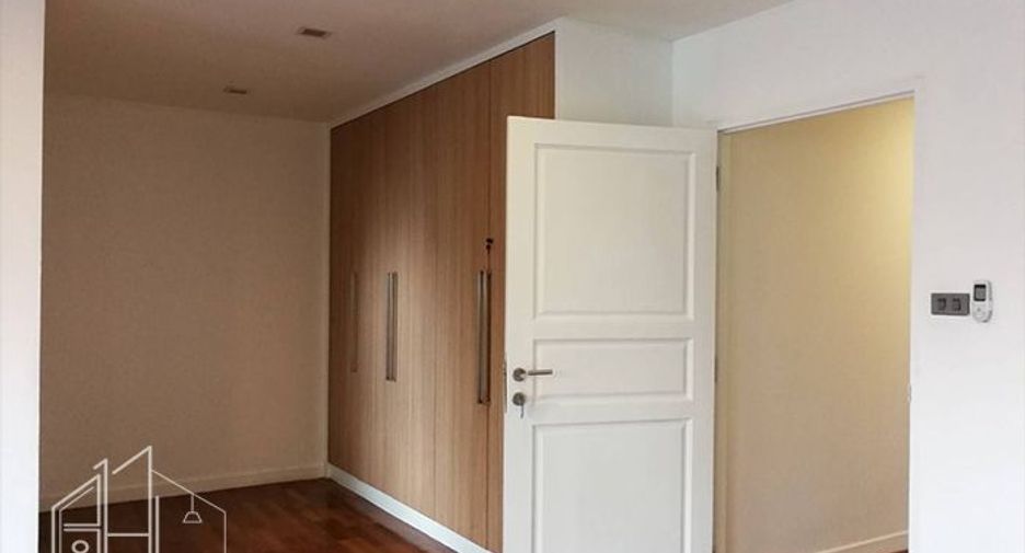 Apartment zur Miete mit 4 Zimmer in Khlong Toei, Bangkok