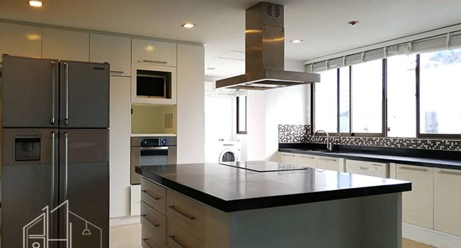 Apartment zur Miete mit 4 Zimmer in Khlong Toei, Bangkok