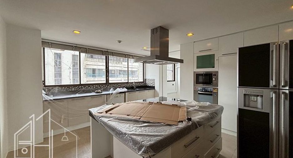 Apartment zur Miete mit 4 Zimmer in Khlong Toei, Bangkok