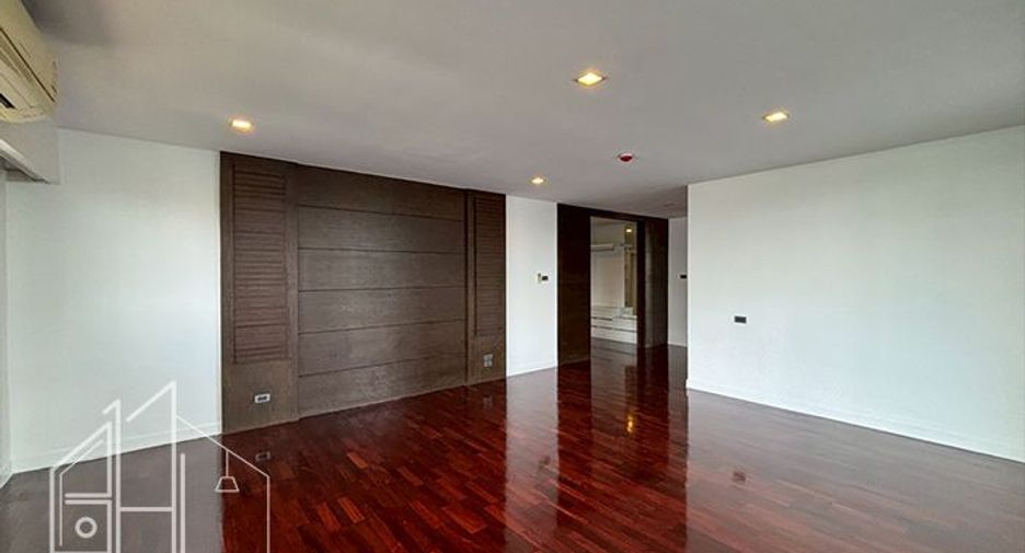 Apartment zur Miete mit 4 Zimmer in Khlong Toei, Bangkok