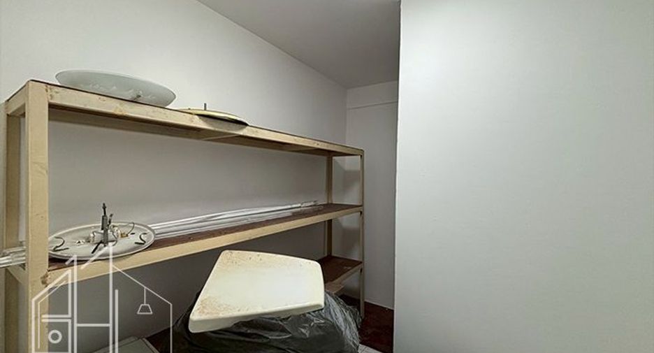 Apartment zur Miete mit 4 Zimmer in Khlong Toei, Bangkok