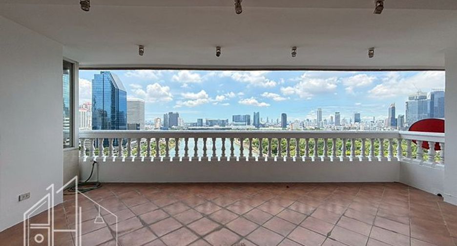 Wohnung zur Miete mit 4 Zimmer in Khlong Toei, Bangkok