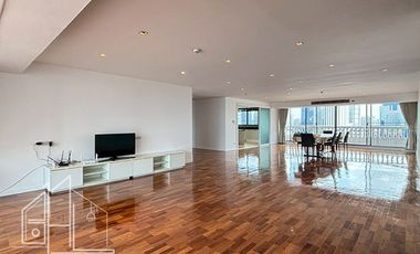 Wohnung zur Miete mit 4 Zimmer in Khlong Toei, Bangkok