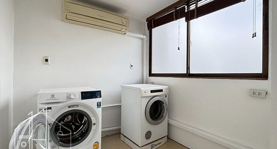 Wohnung zur Miete mit 4 Zimmer in Khlong Toei, Bangkok