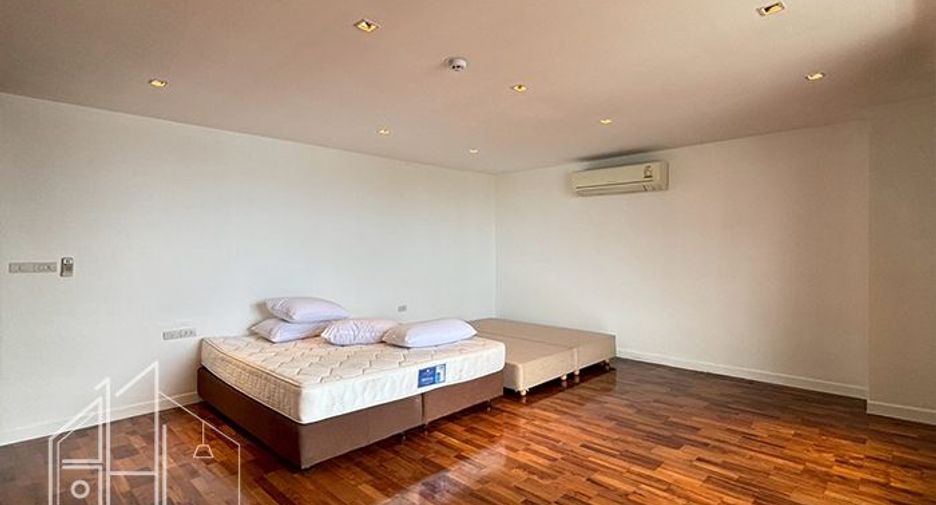 Wohnung zur Miete mit 4 Zimmer in Khlong Toei, Bangkok