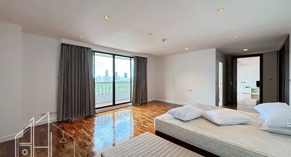 Wohnung zur Miete mit 4 Zimmer in Khlong Toei, Bangkok