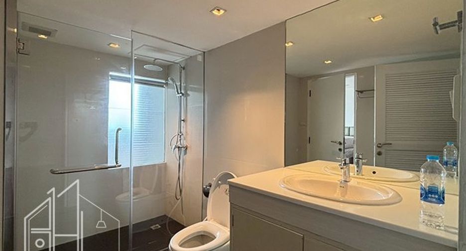 Wohnung zur Miete mit 4 Zimmer in Khlong Toei, Bangkok