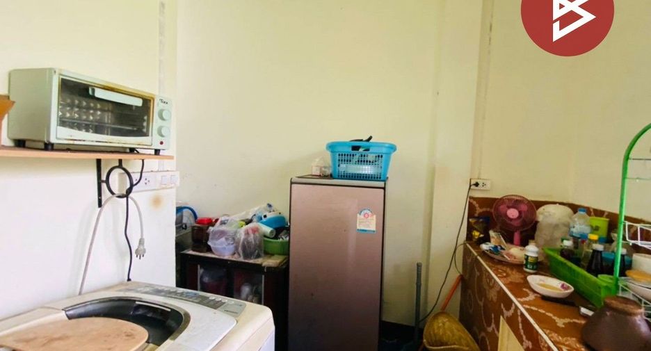 For sale 1 bed townhouse in Mueang Nakhon Ratchasima, Nakhon Ratchasima