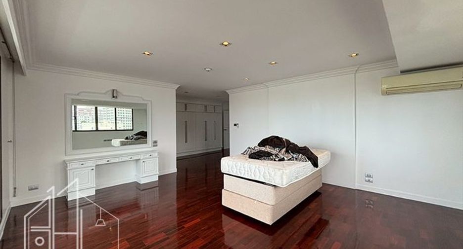 Wohnung zur Miete mit 4 Zimmer in Khlong Toei, Bangkok