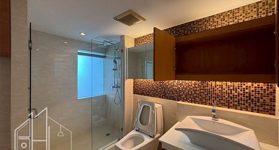 Wohnung zur Miete mit 4 Zimmer in Khlong Toei, Bangkok