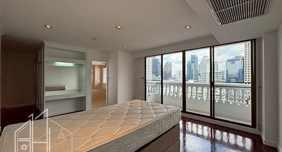 Wohnung zur Miete mit 4 Zimmer in Khlong Toei, Bangkok