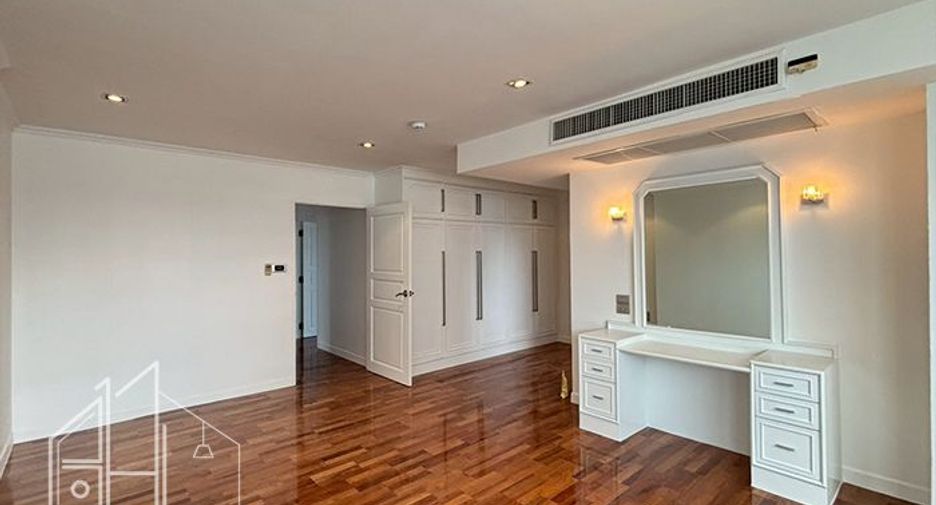 Wohnung zur Miete mit 4 Zimmer in Khlong Toei, Bangkok