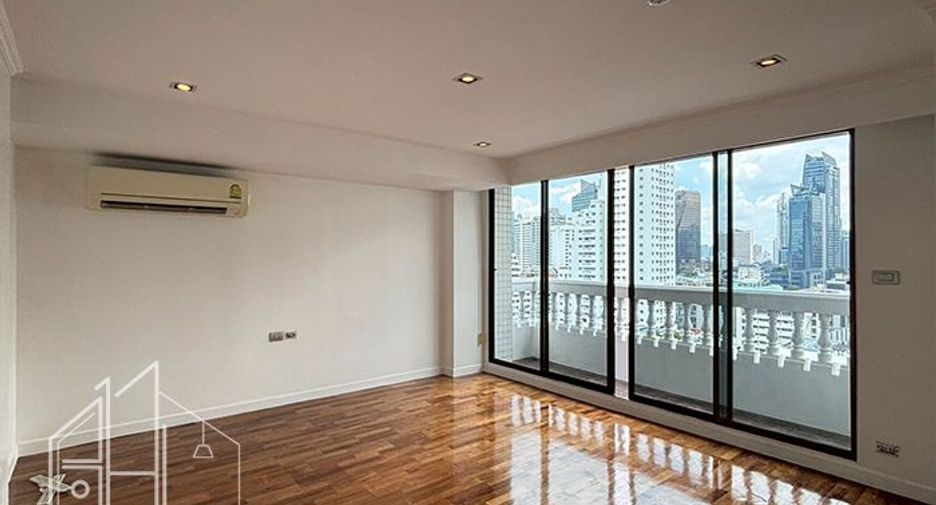 Wohnung zur Miete mit 4 Zimmer in Khlong Toei, Bangkok