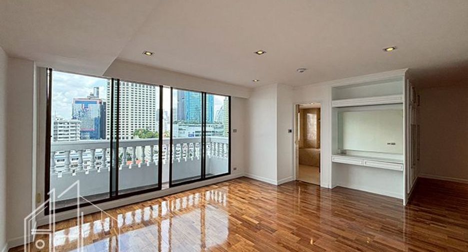 Wohnung zur Miete mit 4 Zimmer in Khlong Toei, Bangkok