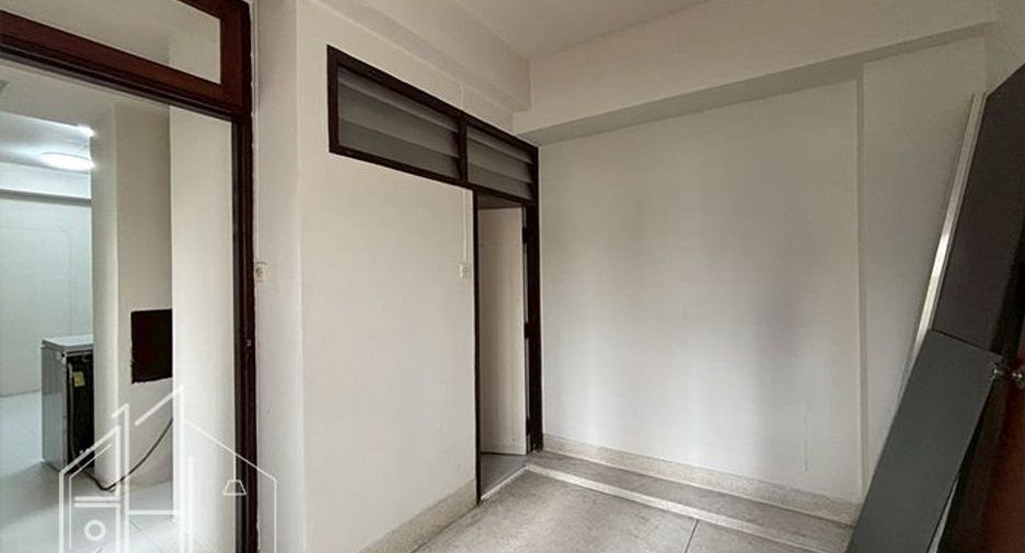 For rent 3 ベッドルーム condo in Watthana, Bangkok
